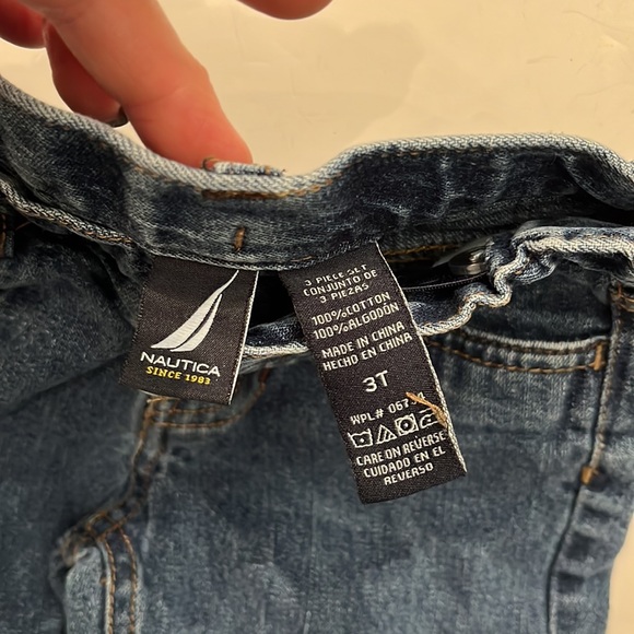 Nautica Toddler Jeans Size 3T Adjustable straps on the inside waist. Zipper. - Picture 8 of 13